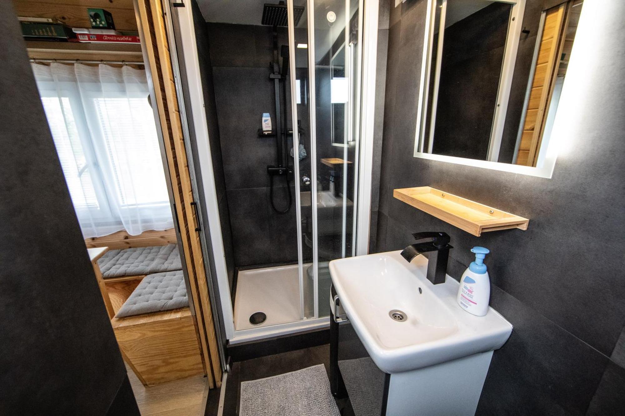 Tiny House - Chatka V Rezi U Prahy Husinec  Exterior foto